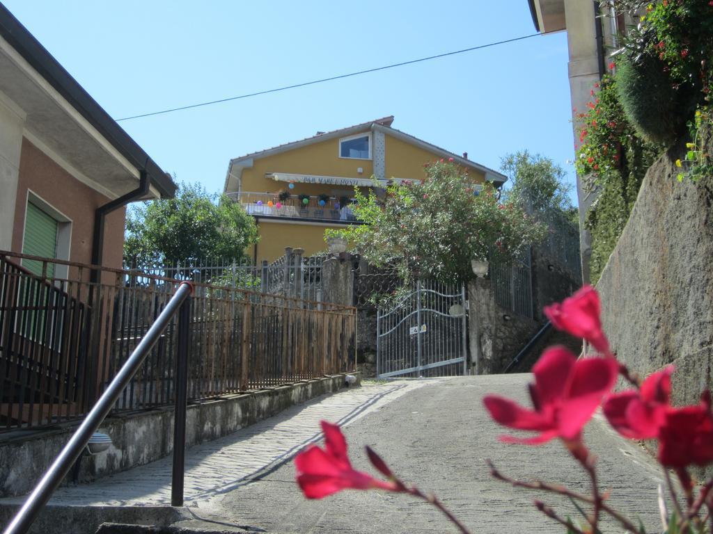 B&B Mare E Monti La Spezia Exteriör bild
